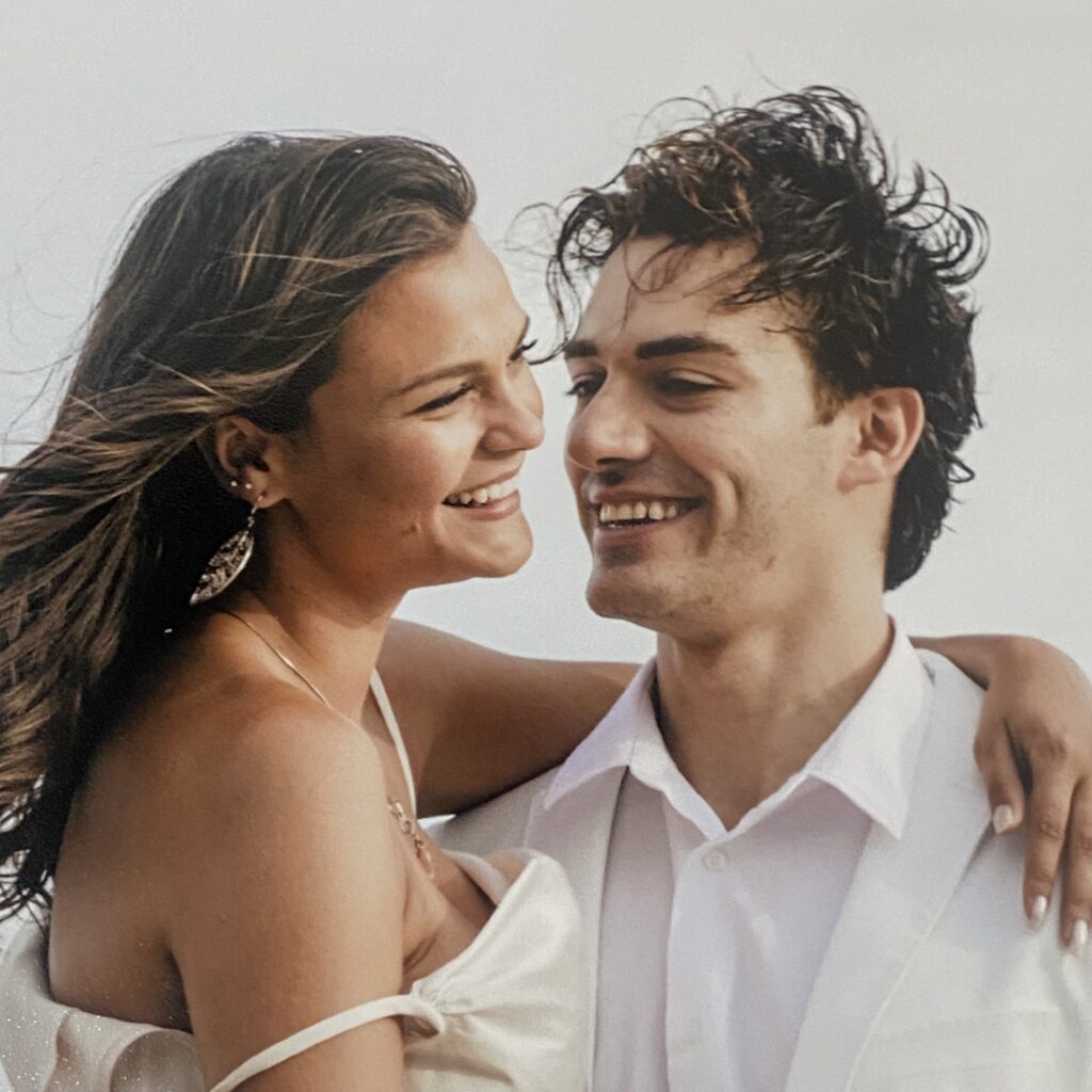 epson-p703-wedding-portrait-macro-detail-smiles-eyes-focus ซูมรายละเอียดงานพิมพ์ภาพคู่รักพรีเวดดิ่งจากเครื่องพิมพ์ Epson P703 แสดงความคมชัดของสายตาและรอยยิ้มที่ชัดเจน พิสูจน์ประสิทธิภาพความละเอียดสูง