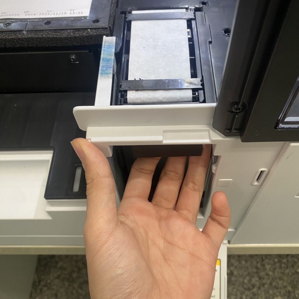 wiper (ไวเปอร์) เครื่องพิมพ์ยูวี Epson V1030 (4) wiper (ไวเปอร์) เครื่องพิมพ์ยูวี Epson V1030 by uprintershop