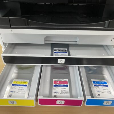 epson-workforce-em-c800-ink-supply-unit-pro-office ภาพถุงหมึกเครื่องพิมพ์ Epson WorkForce EM-C800 แบบเปิดถาด สำหรับงานพิมพ์ปริมาณมากในออฟฟิศระดับโปร โดย uprintershop