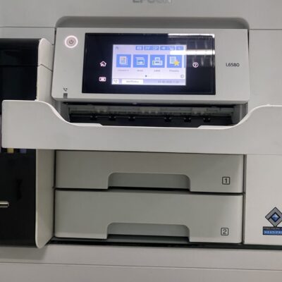 epson-ecotank-l6580-dual-paper-trays-500-sheets-small-office ภาพมุมมองถาดกระดาษคู่ 500 แผ่นของ Epson EcoTank L6580 สำหรับสำนักงานขนาดเล็กที่ต้องการพิมพ์ต่อเนื่อง โดย uprintershop